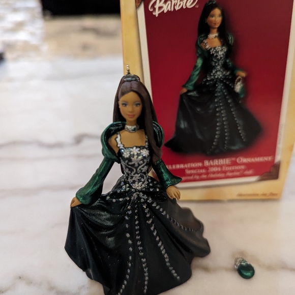 Barbie Hallmark Keepsake celebration ornament - Picture 2 of 3
